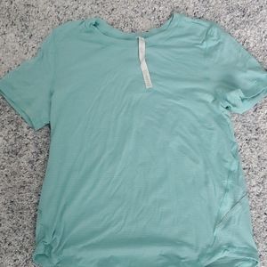 Size 8 womens Lululemon workout shirt